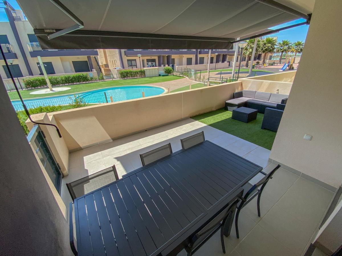 Higuericas 411 - Planta Baja - Vista Piscina - Cerca Playa Apartman Pilar de la Horadada Kültér fotó