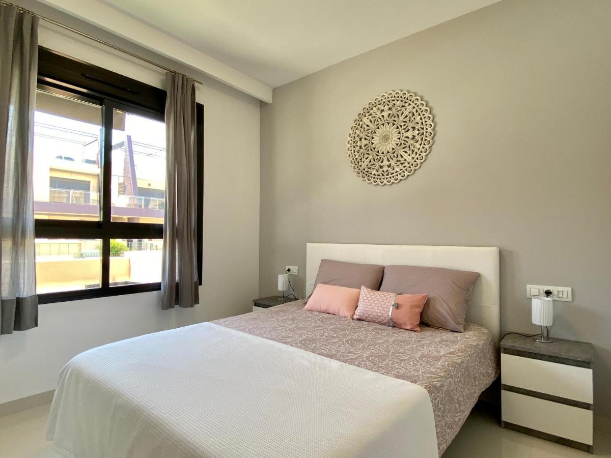 Higuericas 411 - Planta Baja - Vista Piscina - Cerca Playa Apartman Pilar de la Horadada Kültér fotó